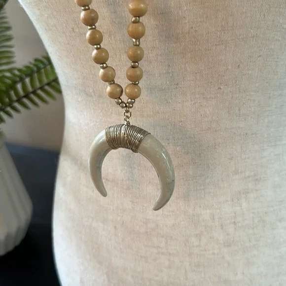 Boho Chic Necklace - Picture 2 of 7